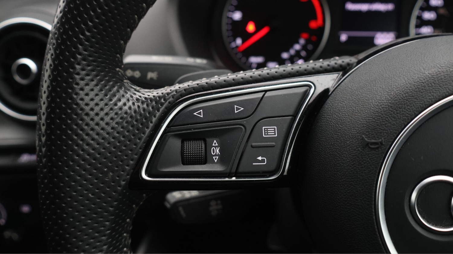 Used Audi Q2 2020 for sale - 76431966: Photo 24