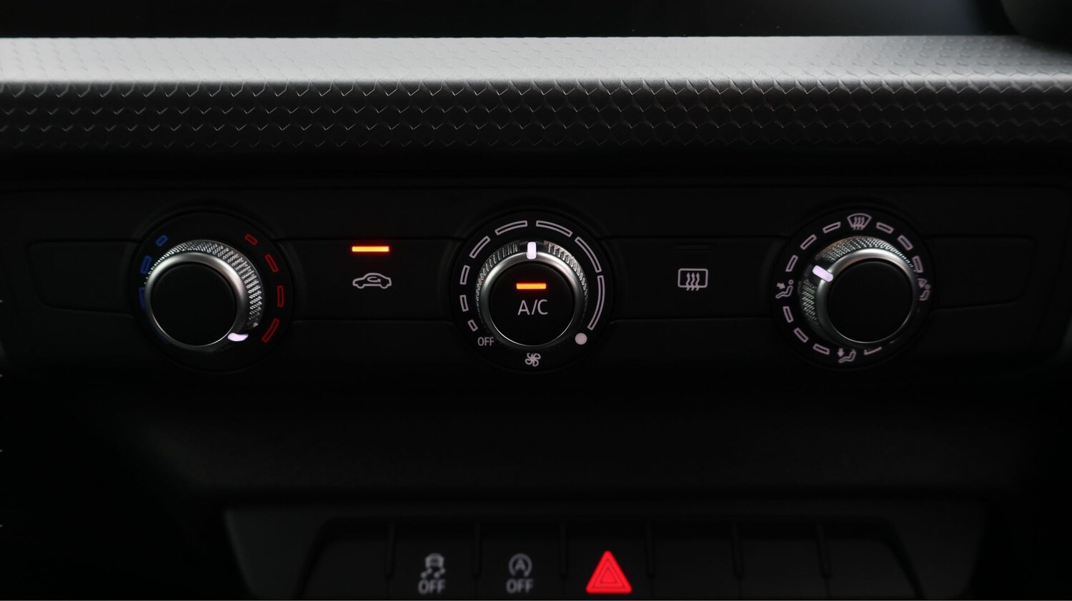 Used Audi A1 for sale - 77260692: Photo 12