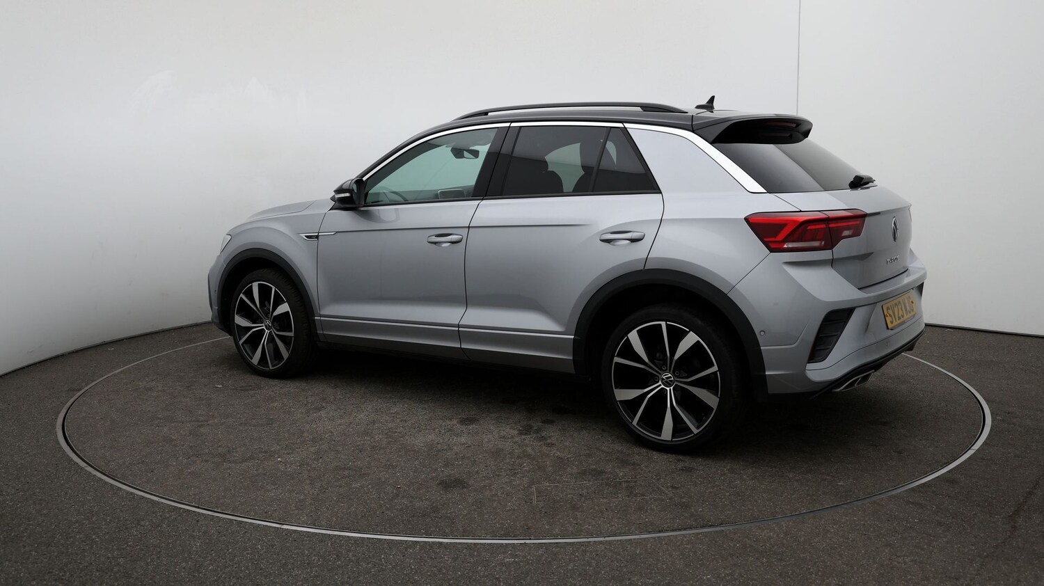 Used Volkswagen T-Roc for sale - 76811223: Photo 30