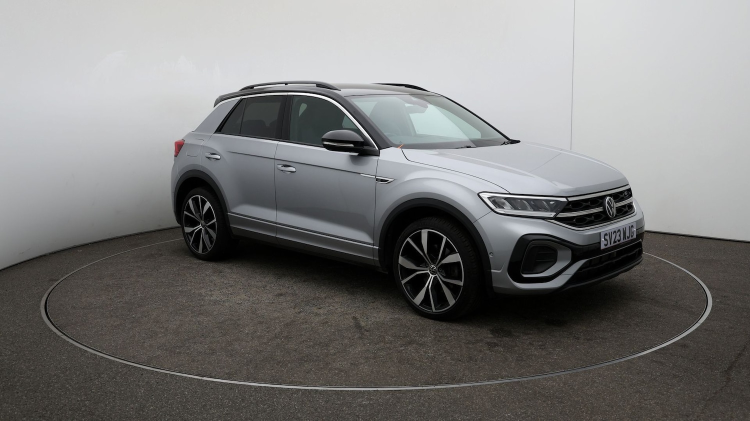 Used Volkswagen T-Roc for sale - 76811223: Photo 38