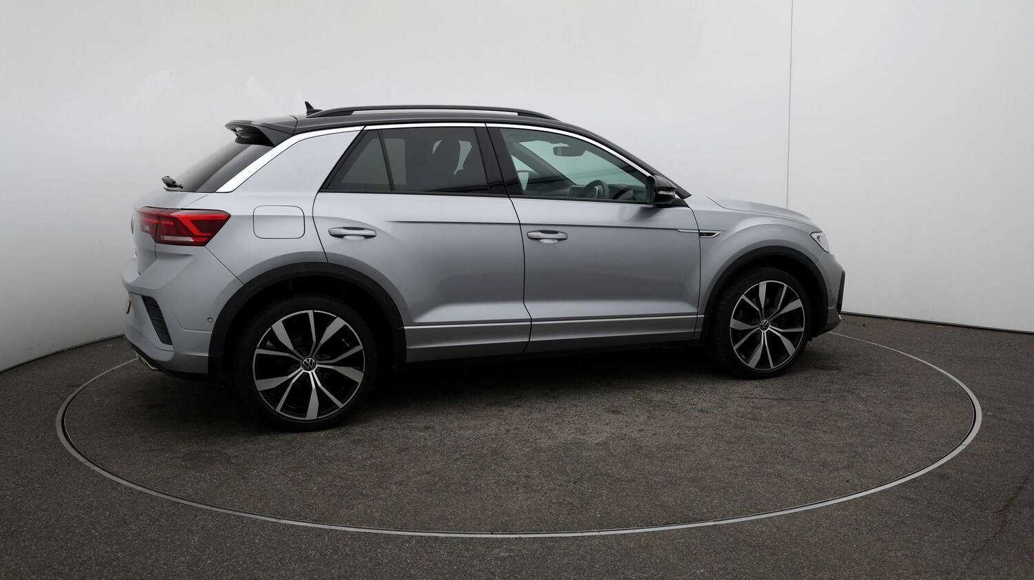 Used Volkswagen T-Roc for sale - 76811223: Photo 45