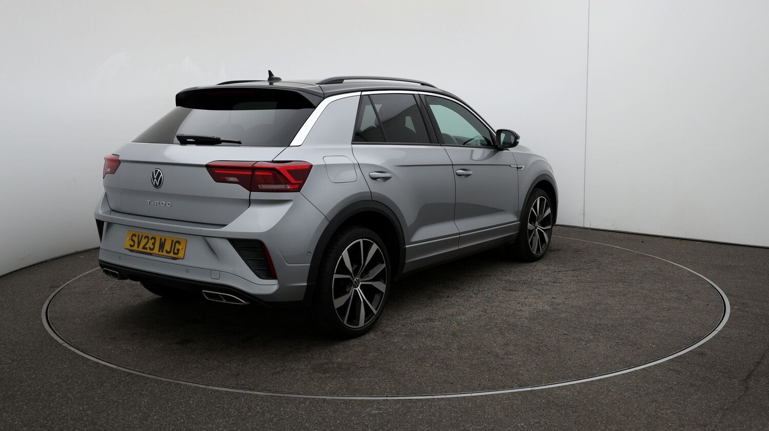 Used Volkswagen T-Roc for sale - 76811223: Photo 48