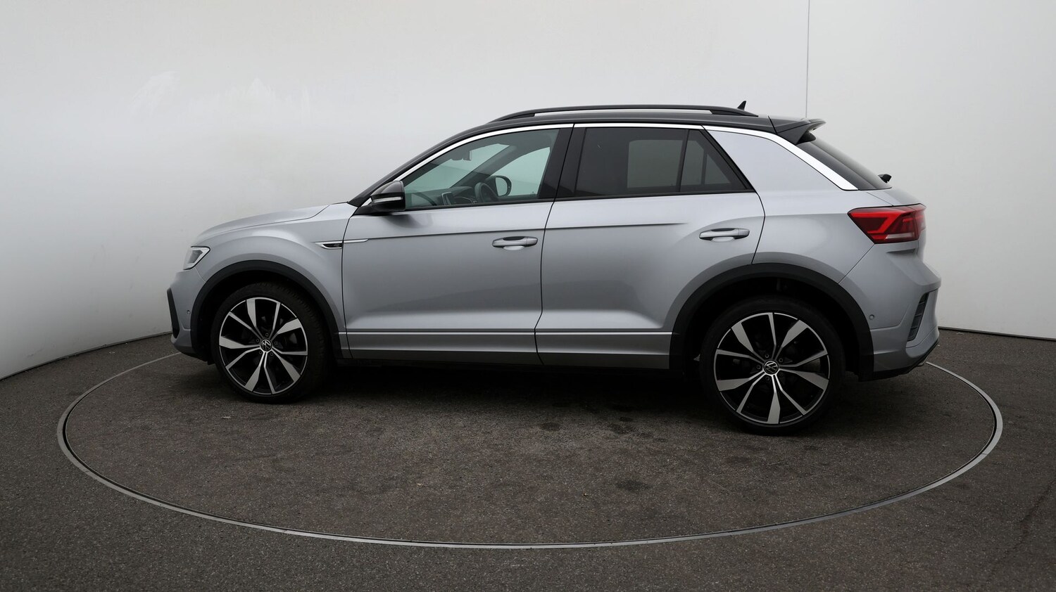 Used Volkswagen T-Roc for sale - 76811223: Photo 52