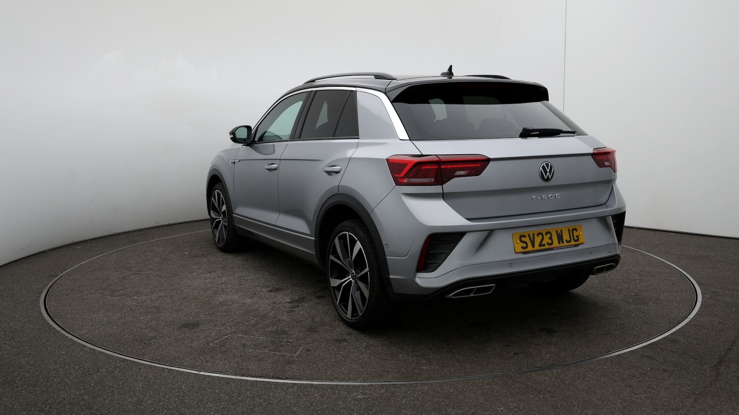 Used Volkswagen T-Roc for sale - 76811223: Photo 55