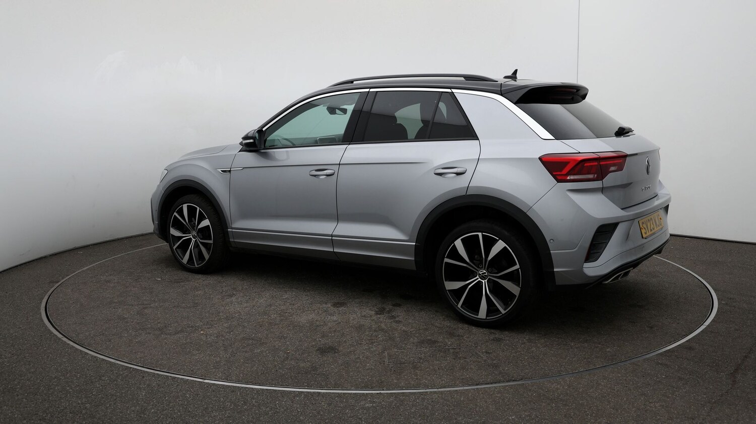Used Volkswagen T-Roc for sale - 76811223: Photo 57