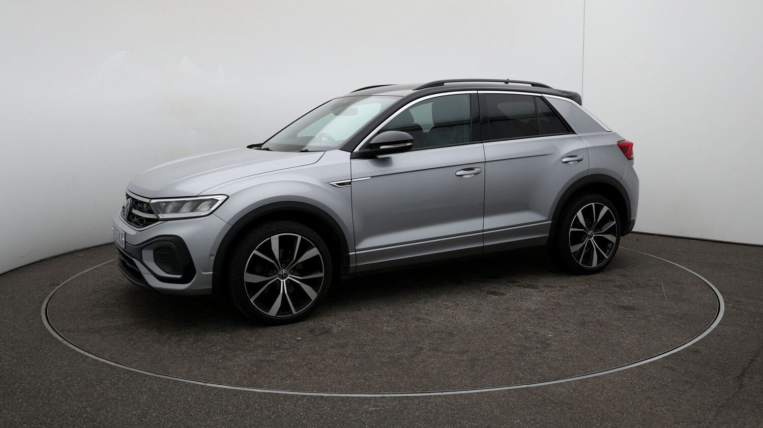 Used Volkswagen T-Roc for sale - 76811223: Photo 61