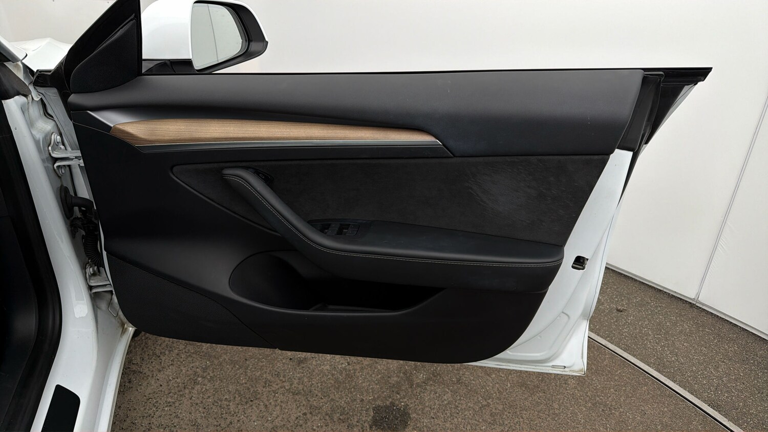 Used Tesla Model 3 for sale - 77932486: Photo 14