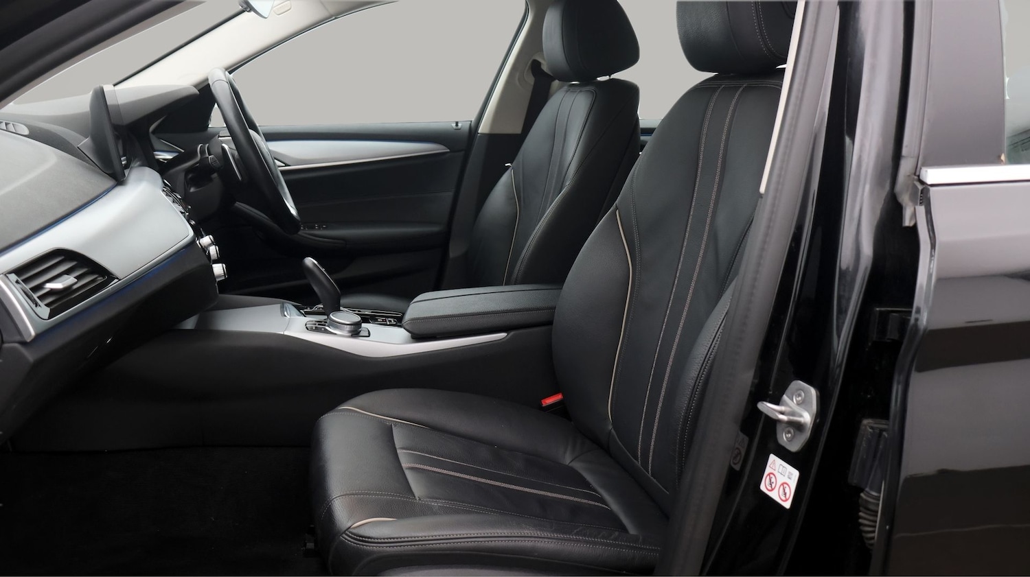 Used BMW 5 Series 2021 for sale - 77590522: Photo 14