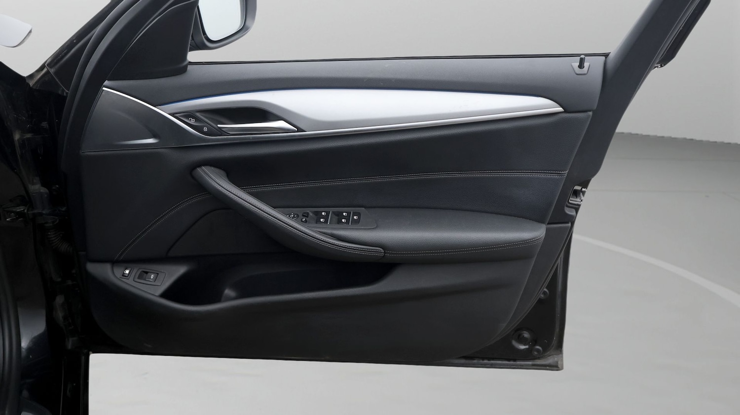 Used BMW 5 Series 2021 for sale - 77590522: Photo 15