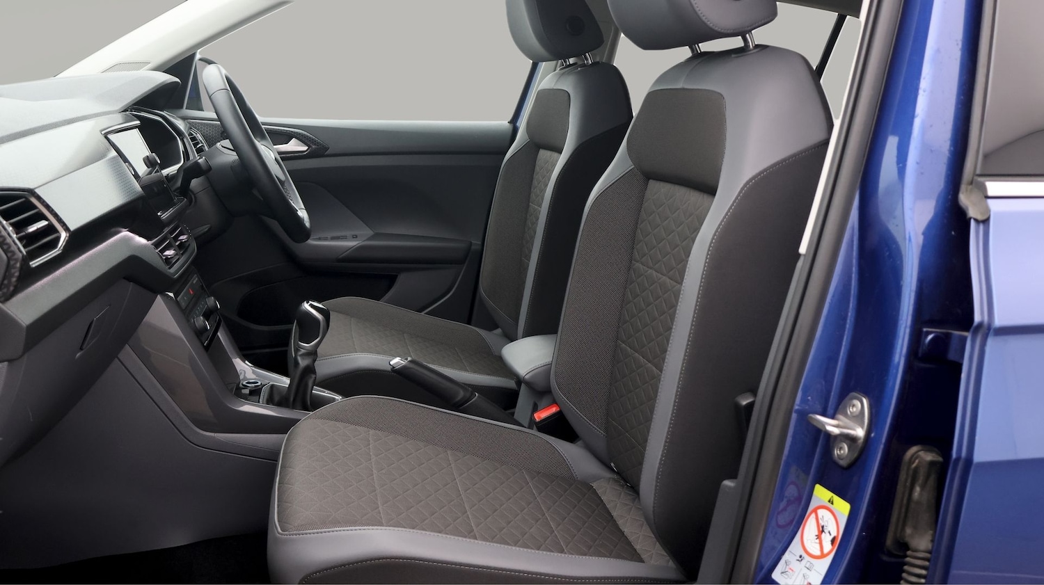 Used Volkswagen T-Cross 2020 for sale - 77308080: Photo 14