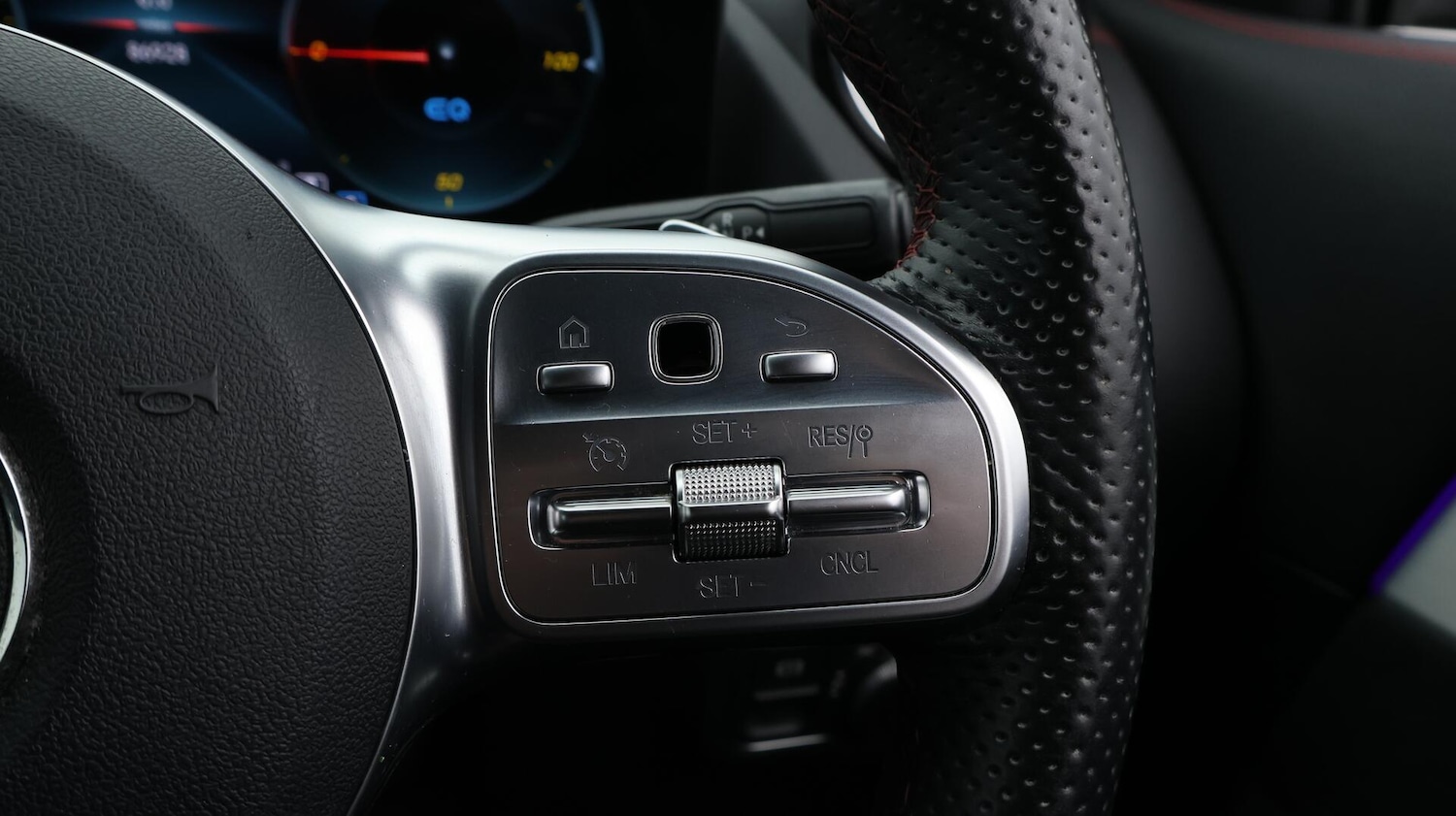 Used Mercedes-Benz EQA 2022 for sale - 76359902: Photo 28