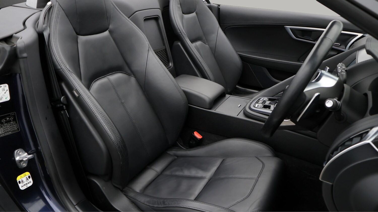 Used Jaguar F-Type 2019 for sale - 77900911: Photo 16