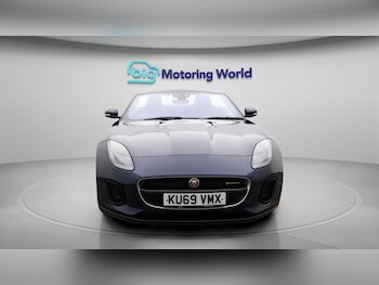Used Jaguar F-Type 2019 for sale - 77900911: Photo