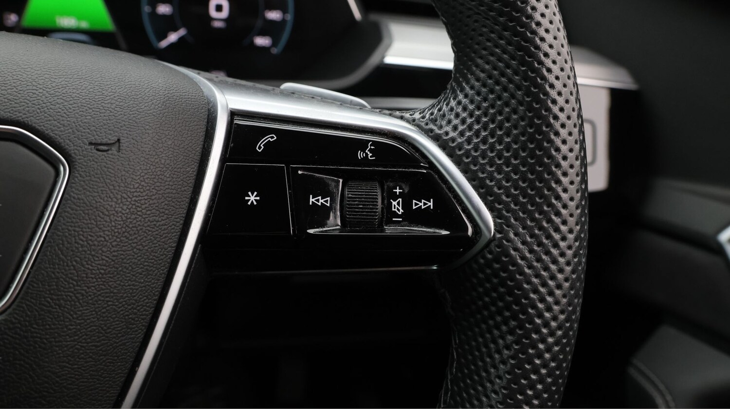 Used Audi e-tron 2023 for sale - 77616267: Photo 22