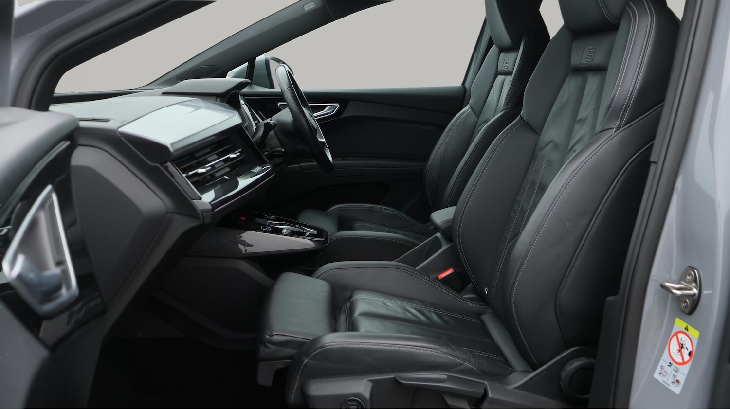 Used Audi Q4 e-tron 2021 for sale - 76585061: Photo 15