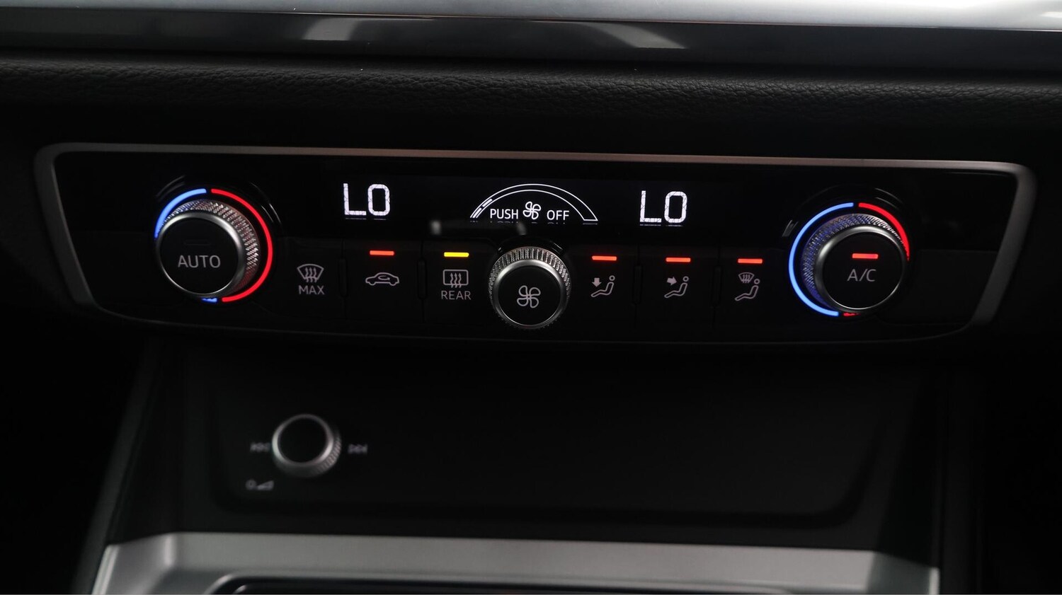 Used Audi Q3 2021 for sale - 76270192: Photo 13