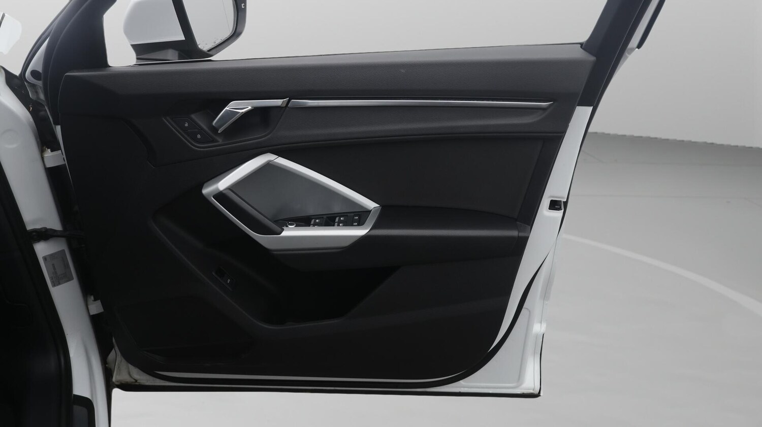 Used Audi Q3 2021 for sale - 76270192: Photo 16