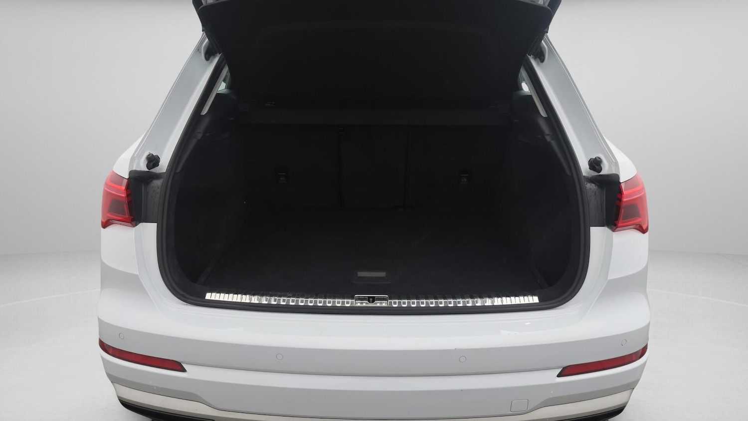 Used Audi Q3 2021 for sale - 76270192: Photo 18