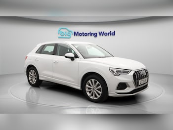 Used Audi Q3 2021 for sale - 76270192: Photo 2