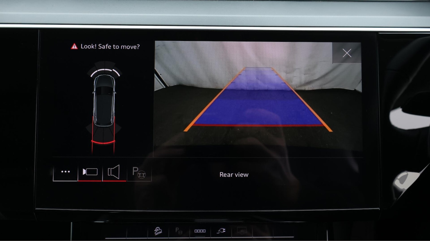 Used Audi e-tron 2021 for sale - 76109018: Photo 25