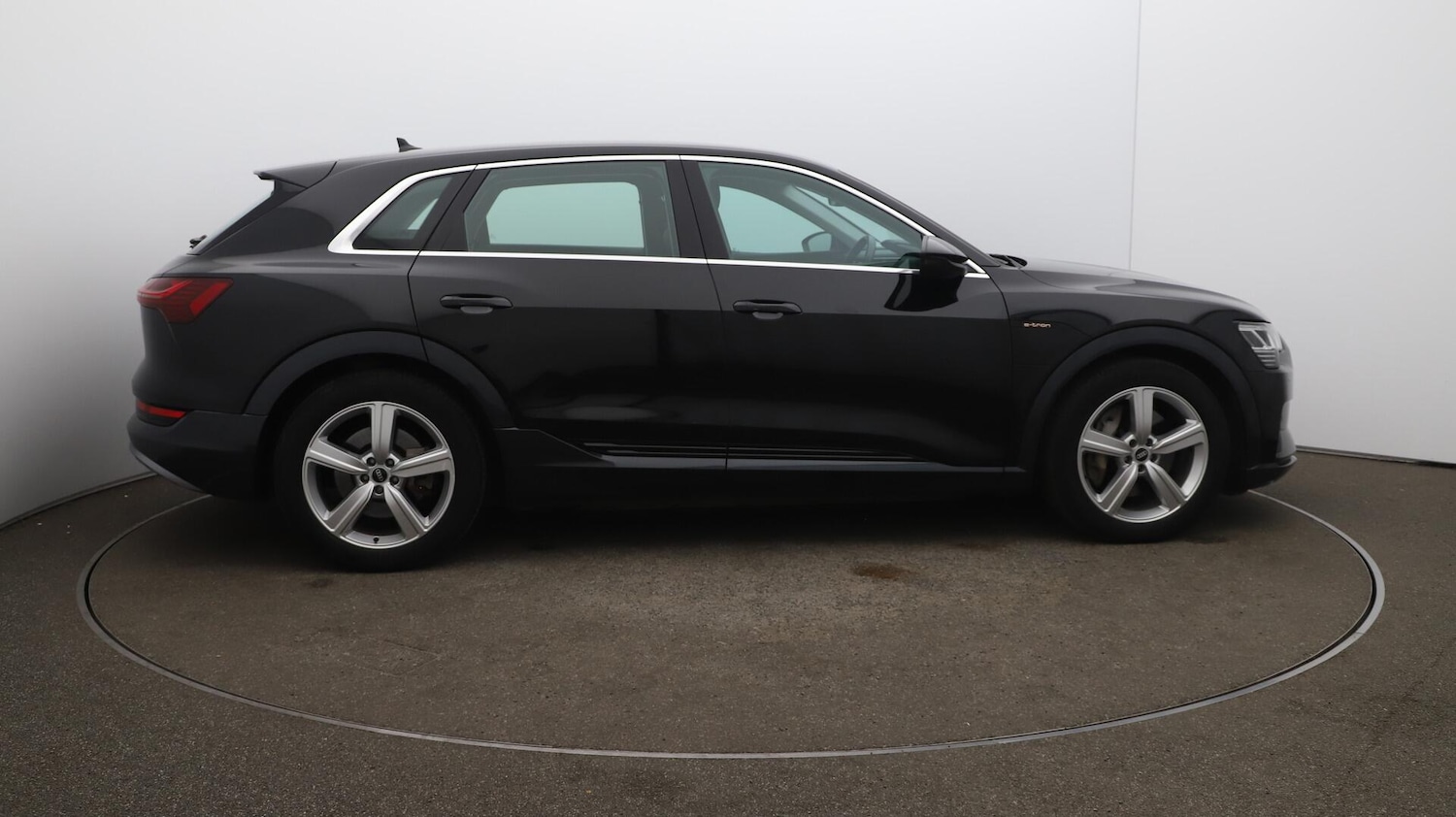 Used Audi e-tron 2021 for sale - 76109018: Photo 51