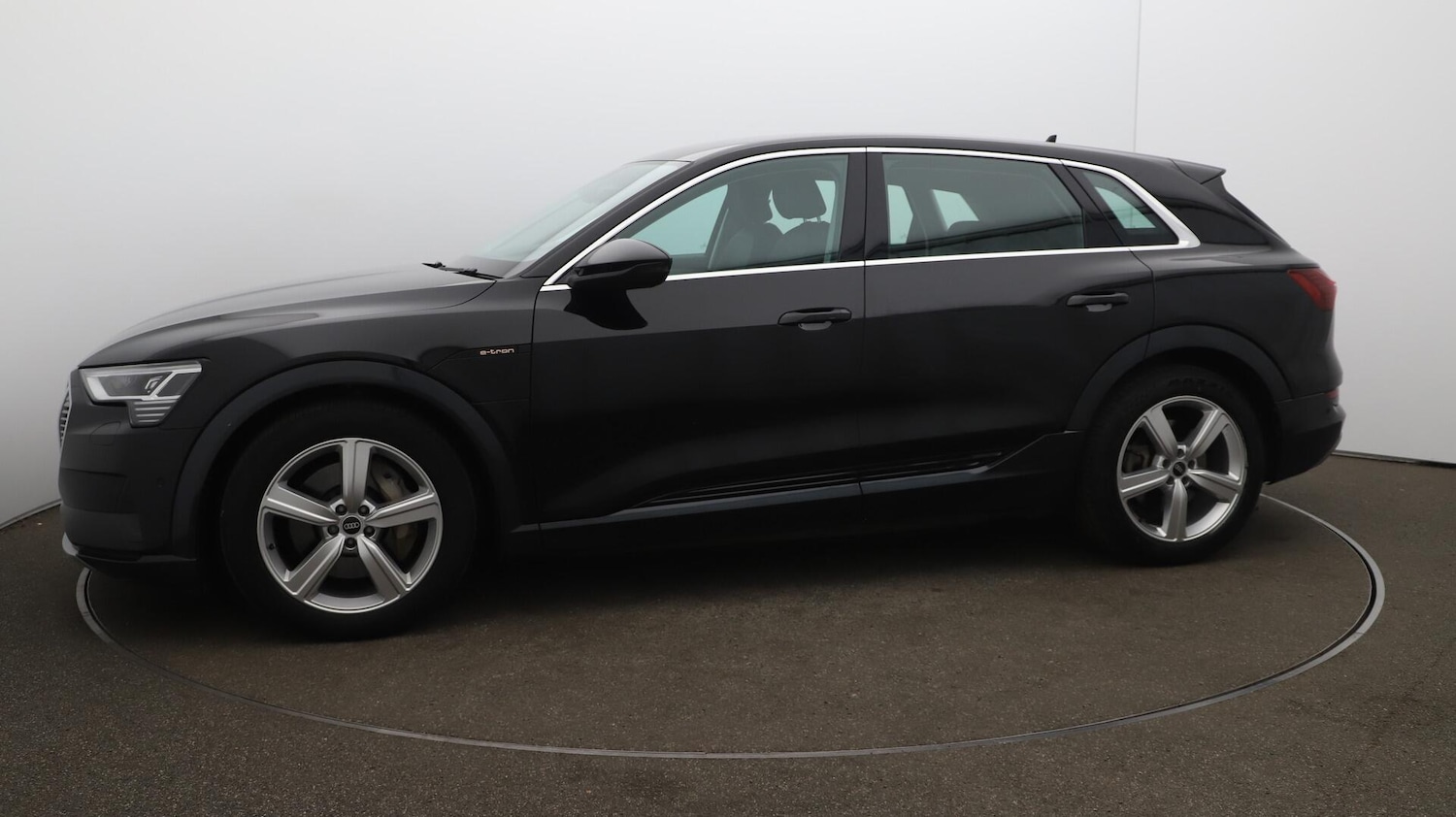 Used Audi e-tron 2021 for sale - 76109018: Photo 67