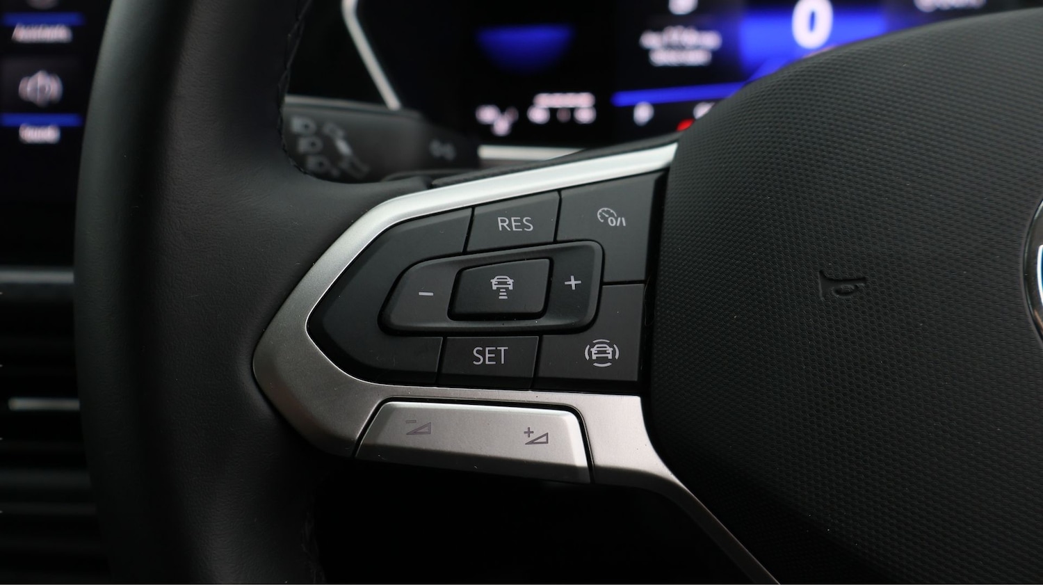 Used Volkswagen T-Cross 2022 for sale - 77393041: Photo 25