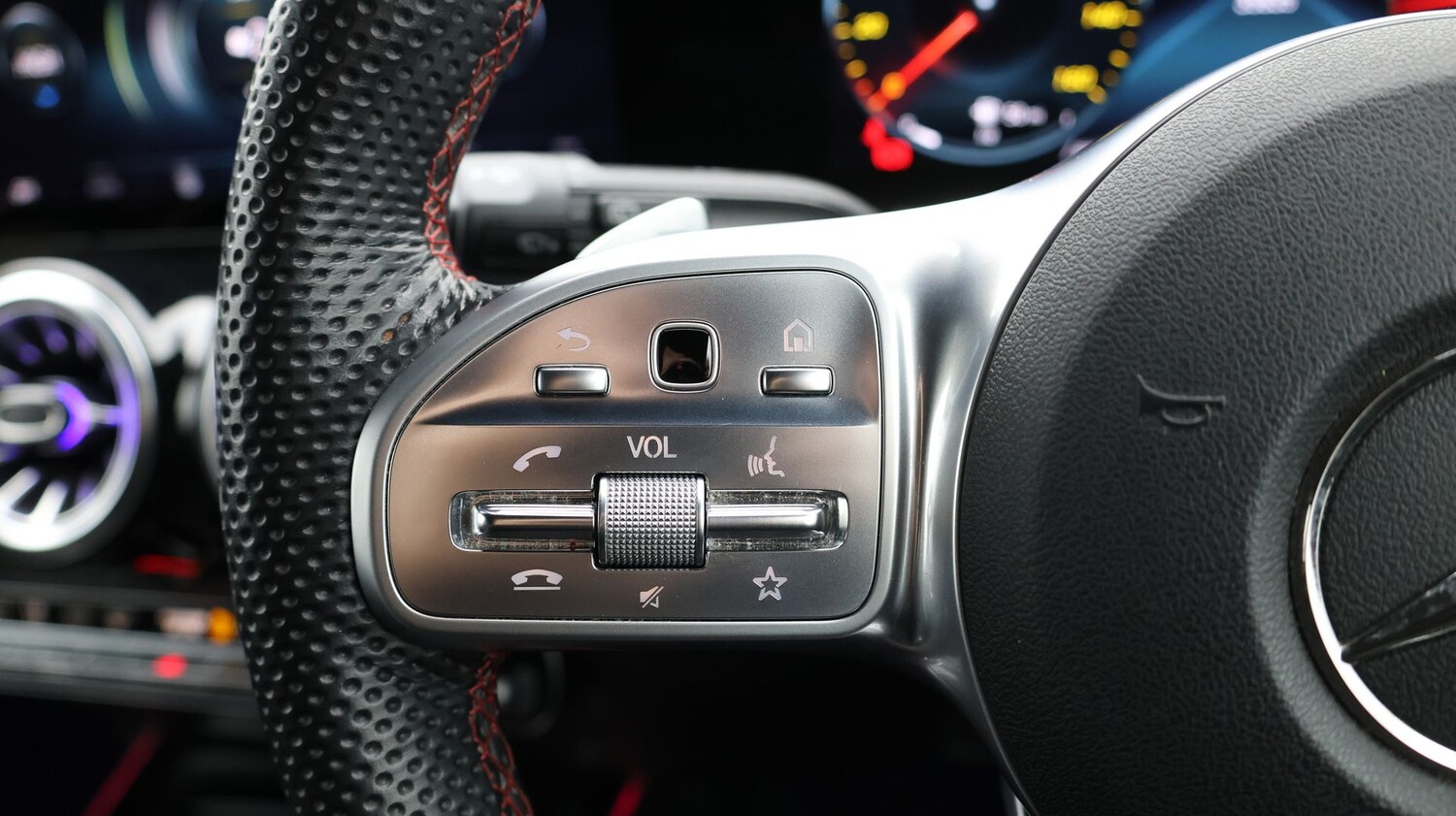 Used Mercedes-Benz GLB 2023 for sale - 77247517: Photo 29