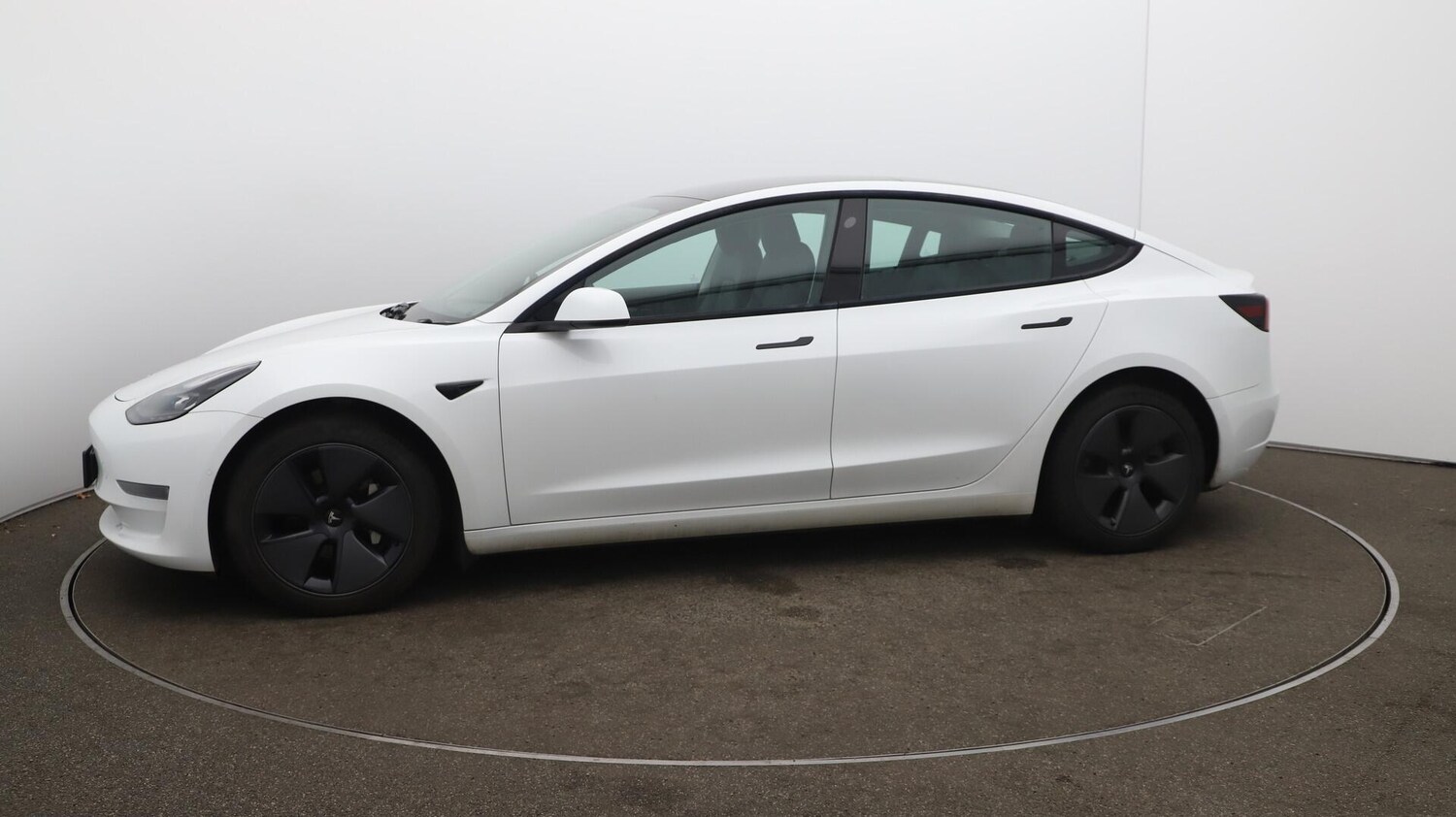 Used Tesla Model 3 2021 for sale - 76189348: Photo 67