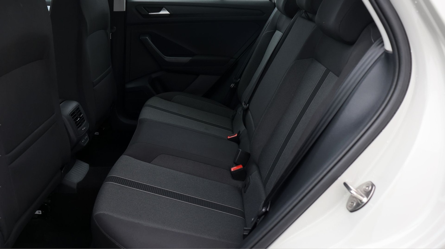 Used Volkswagen T-Roc 2024 for sale - 77355053: Photo 16