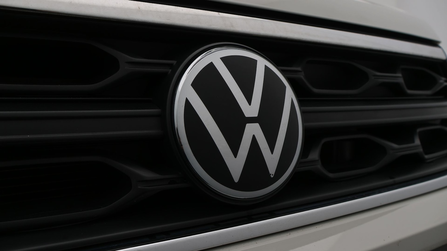 Used Volkswagen T-Roc 2024 for sale - 77355053: Photo 25