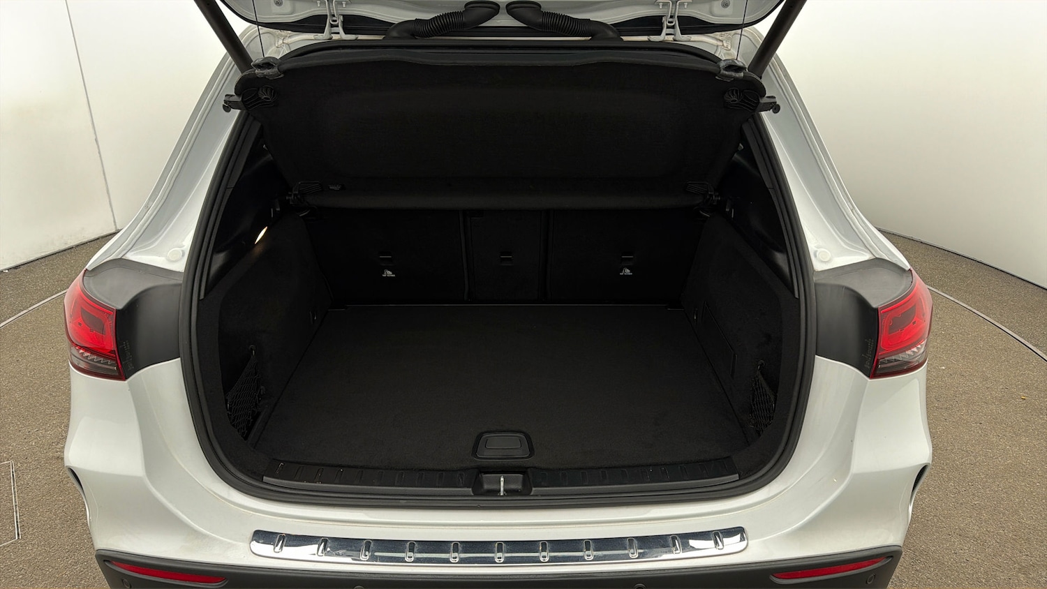 Used Mercedes-Benz GLA 2020 for sale - 77846359: Photo 16