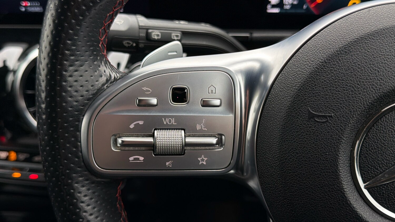 Used Mercedes-Benz GLA 2020 for sale - 77846359: Photo 22