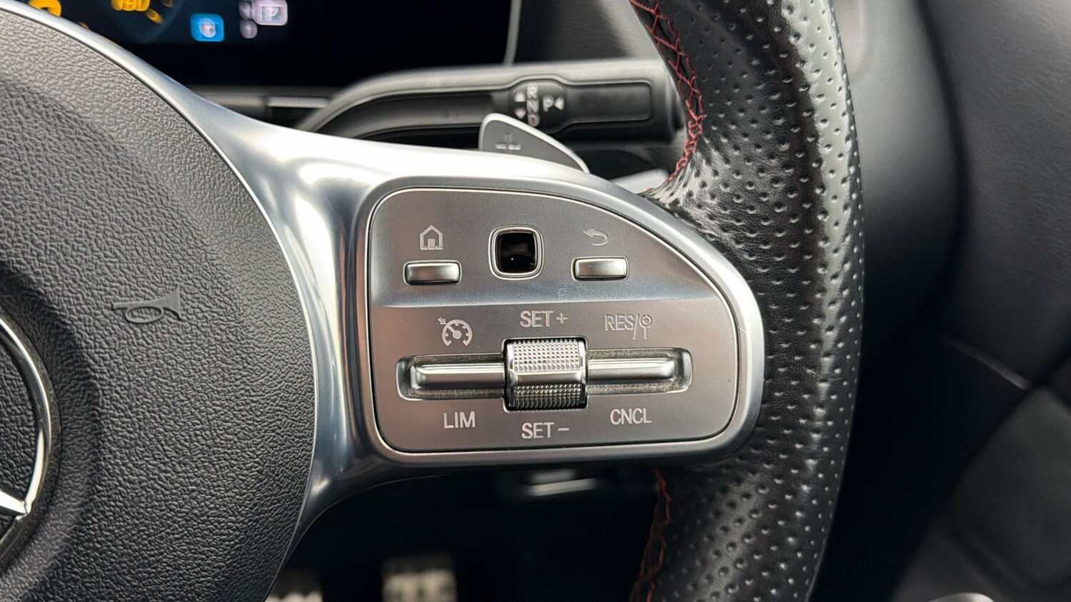 Used Mercedes-Benz GLA 2020 for sale - 77846359: Photo 23