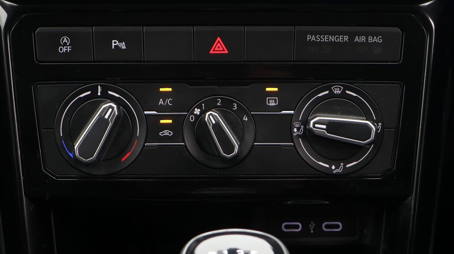 Used Volkswagen T-Cross 2022 for sale - 77336367: Photo 12