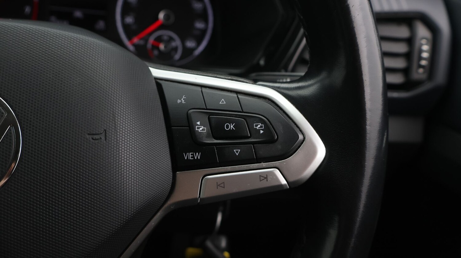 Used Volkswagen T-Cross 2022 for sale - 77336367: Photo 24