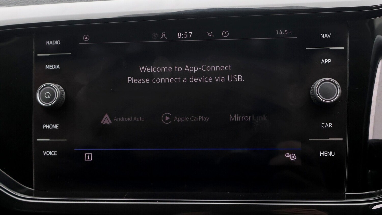 Used Volkswagen T-Cross 2022 for sale - 77336367: Photo 26