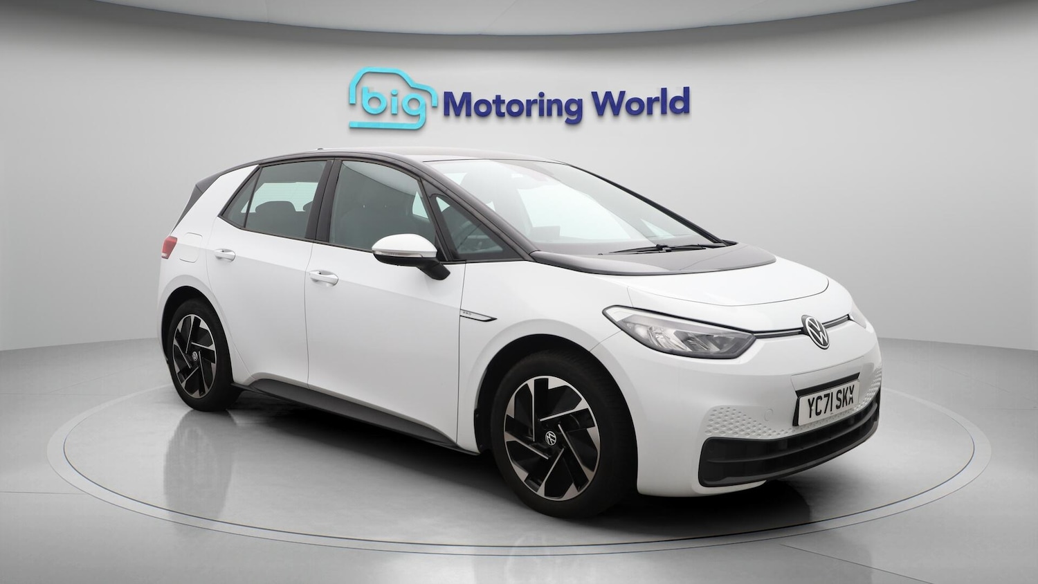 Used Volkswagen ID.3 2021 for sale - 76572630: Photo 2