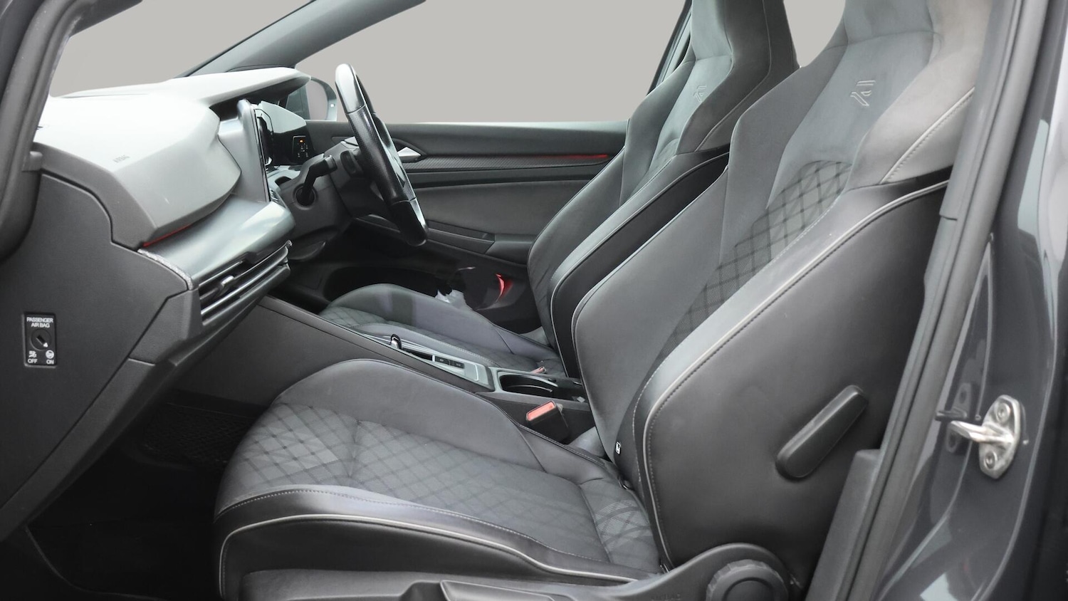 Used Volkswagen Golf 2020 for sale - 76002490: Photo 15