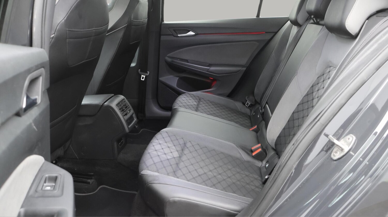 Used Volkswagen Golf 2020 for sale - 76002490: Photo 17