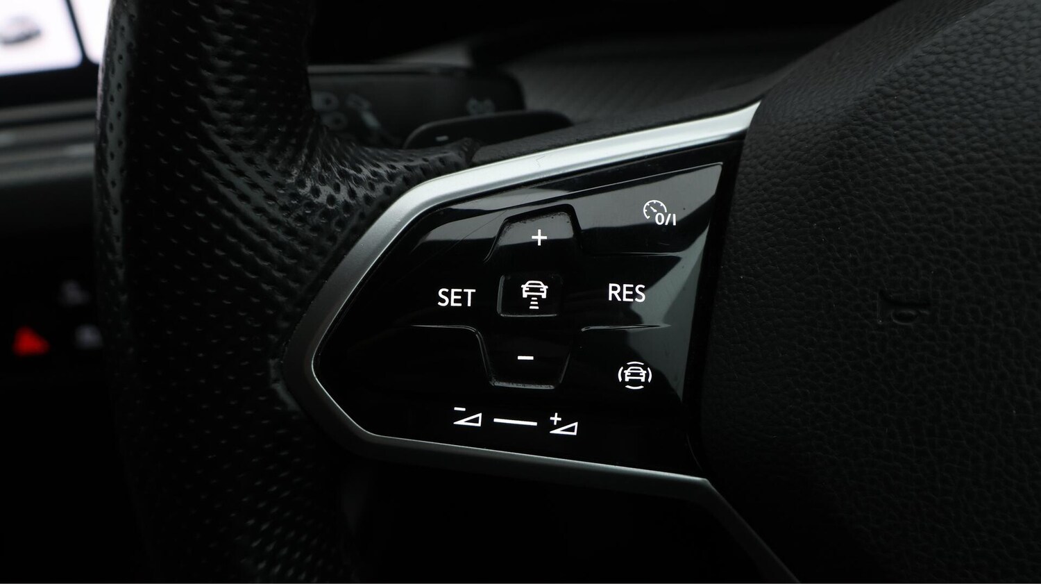 Used Volkswagen Golf 2020 for sale - 76002490: Photo 24