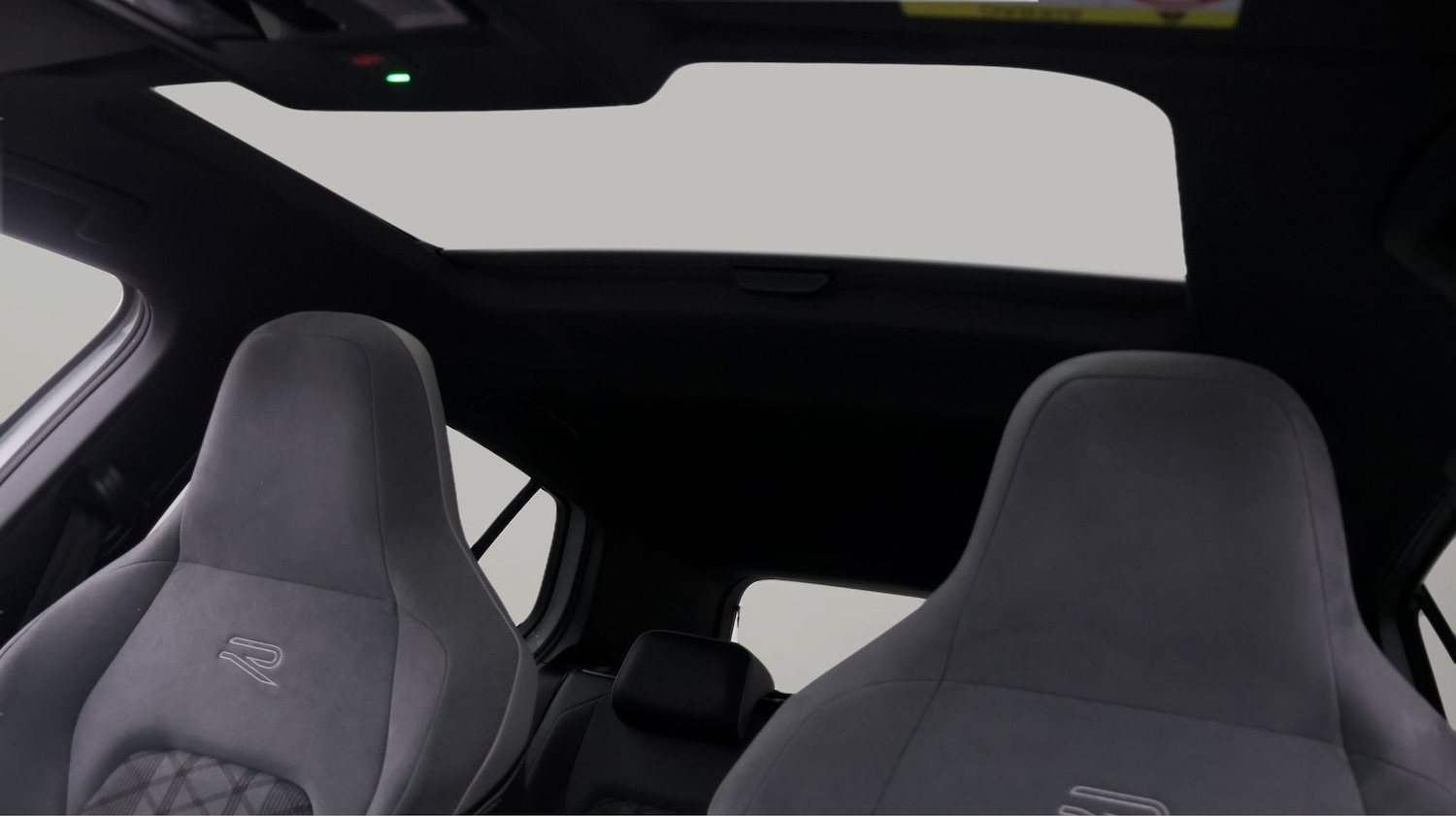 Used Volkswagen Golf 2024 for sale - 77618547: Photo 21