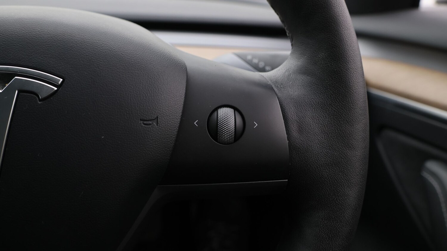 Used Tesla Model 3 2021 for sale - 77475120: Photo 23