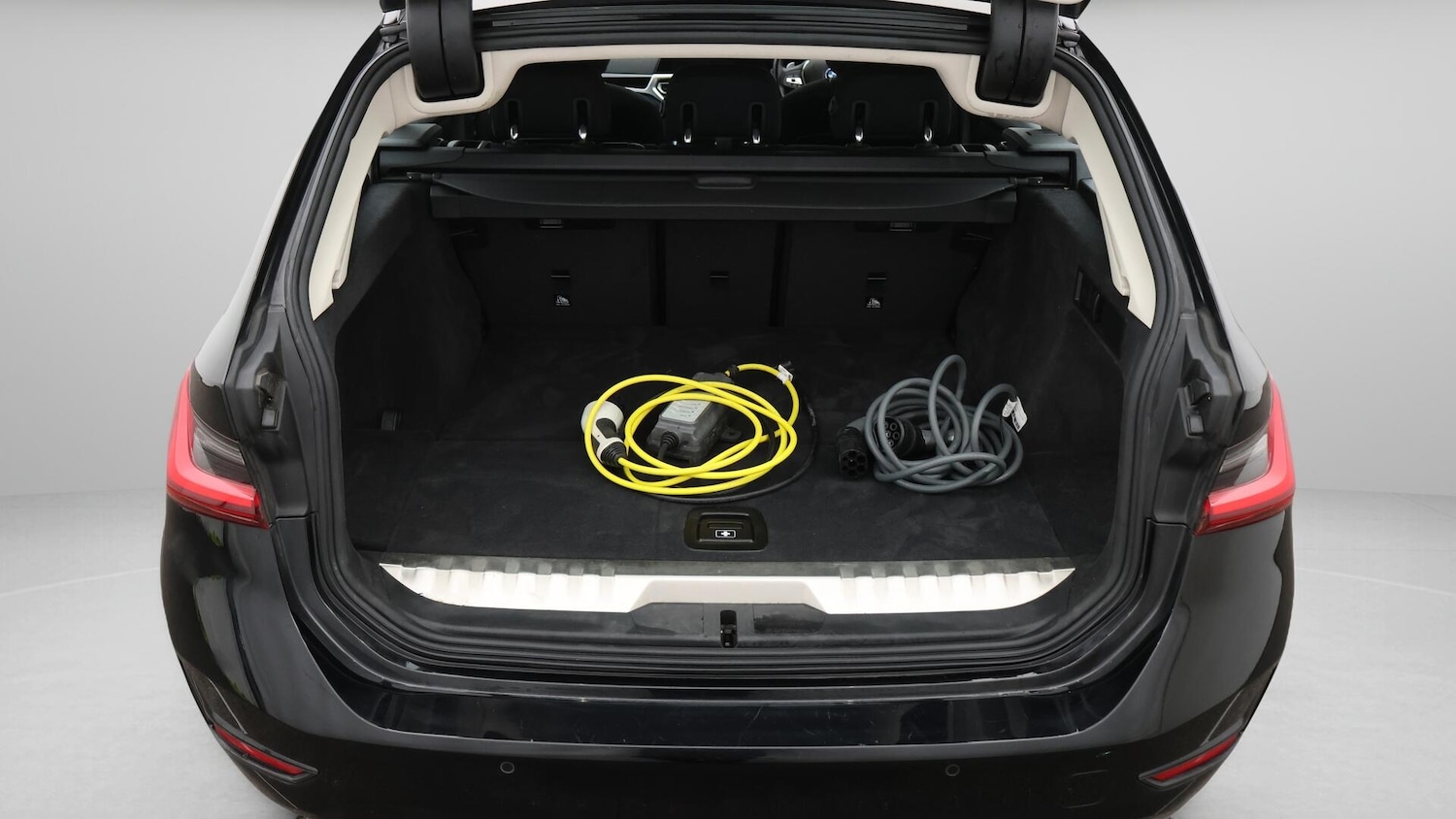 Used BMW 3 Series 2021 for sale - 76200963: Photo 18