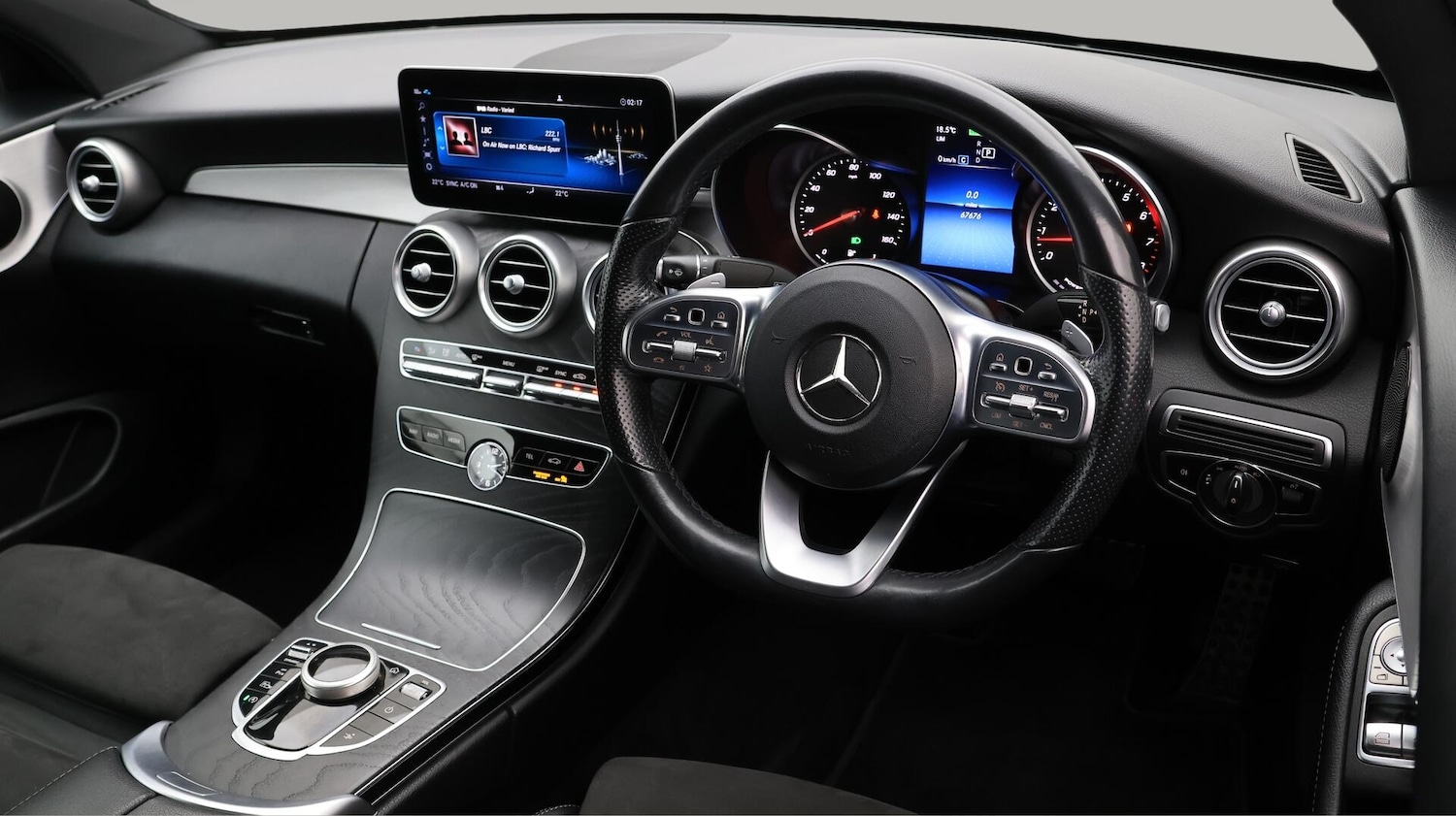 Used Mercedes-Benz C Class 2020 for sale - 76294927: Photo 10