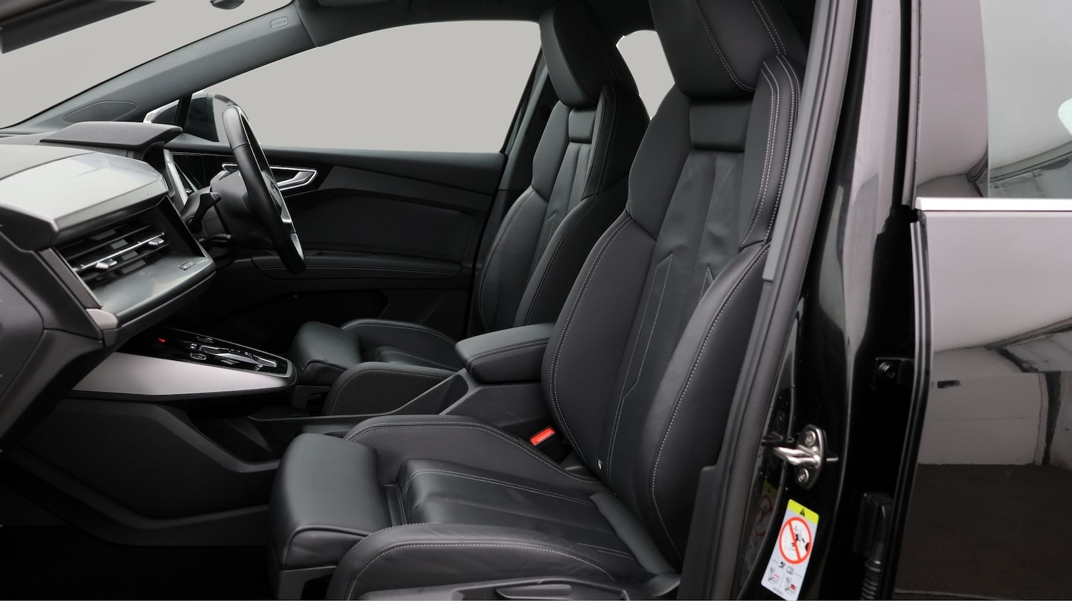 Used Audi Q4 e-tron 2024 for sale - 77355091: Photo 14