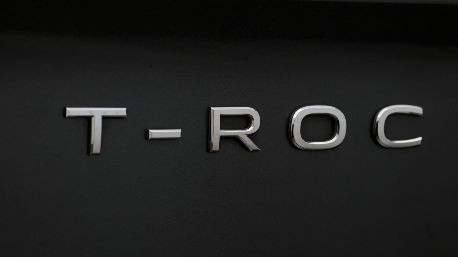 Used Volkswagen T-Roc 2022 for sale - 77662662: Photo 24