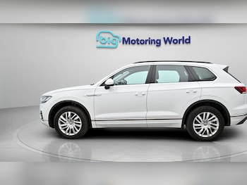 Used Volkswagen Touareg 2020 for sale - 77932832: Photo