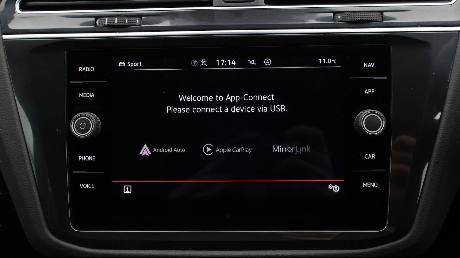 Used Volkswagen Tiguan 2022 for sale - 77846601: Photo 22