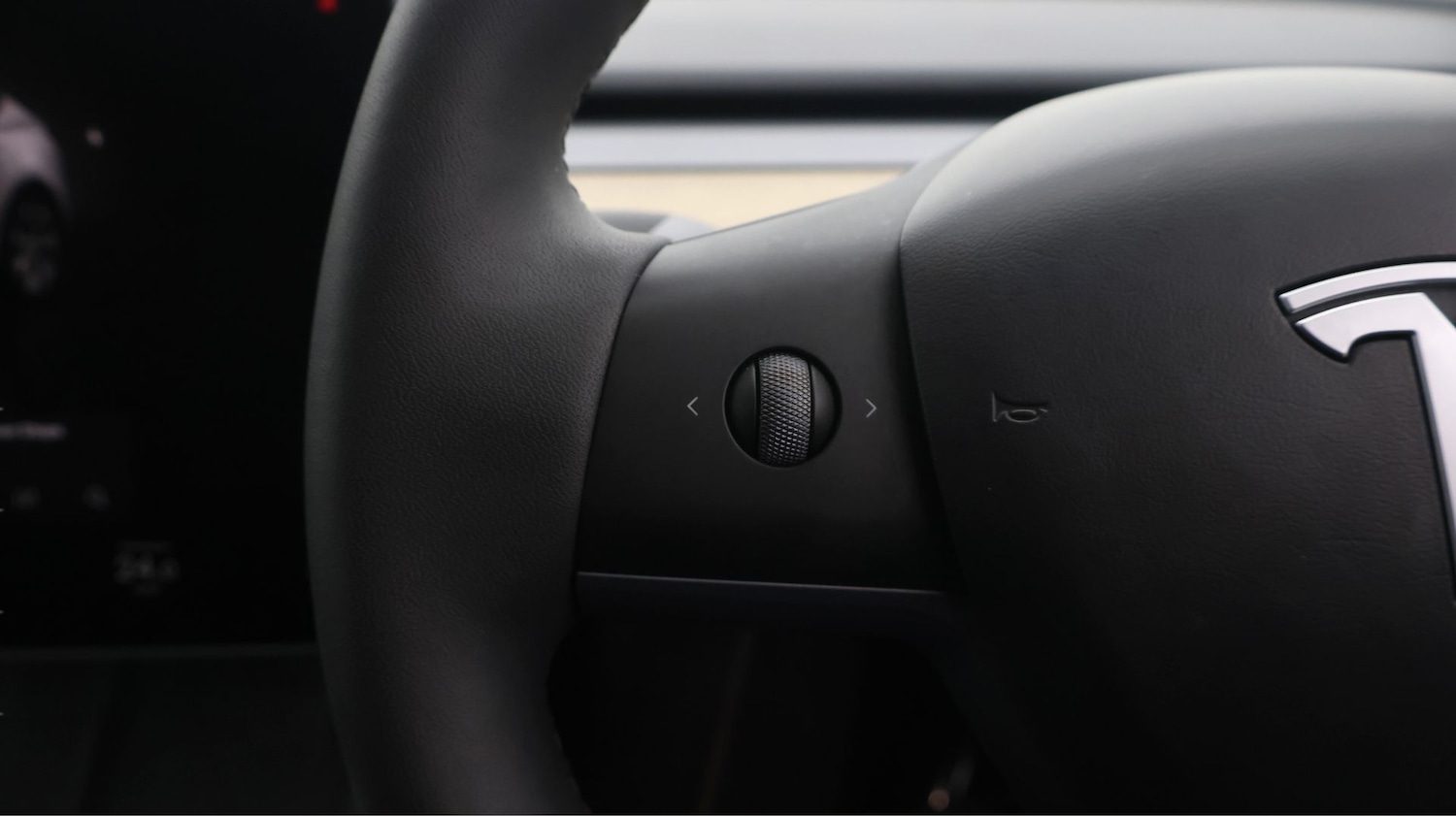 Used Tesla Model Y 2022 for sale - 77181875: Photo 22